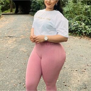 Meet your Posher, Claire